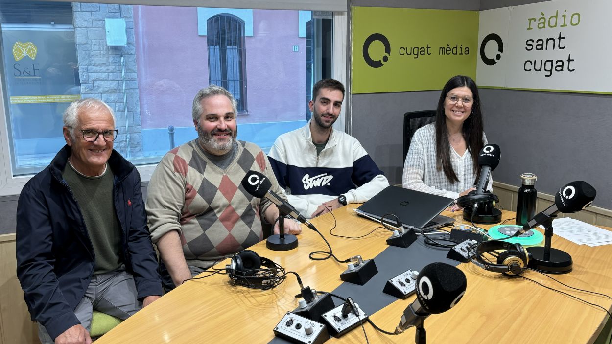 D'esquerra a dreta: Rogeli Pedr, Joanmi Fernndez, Pau Vzquez i Alba Triad, a l'estudi Ramon Barnils / Foto: Cugat Mdia