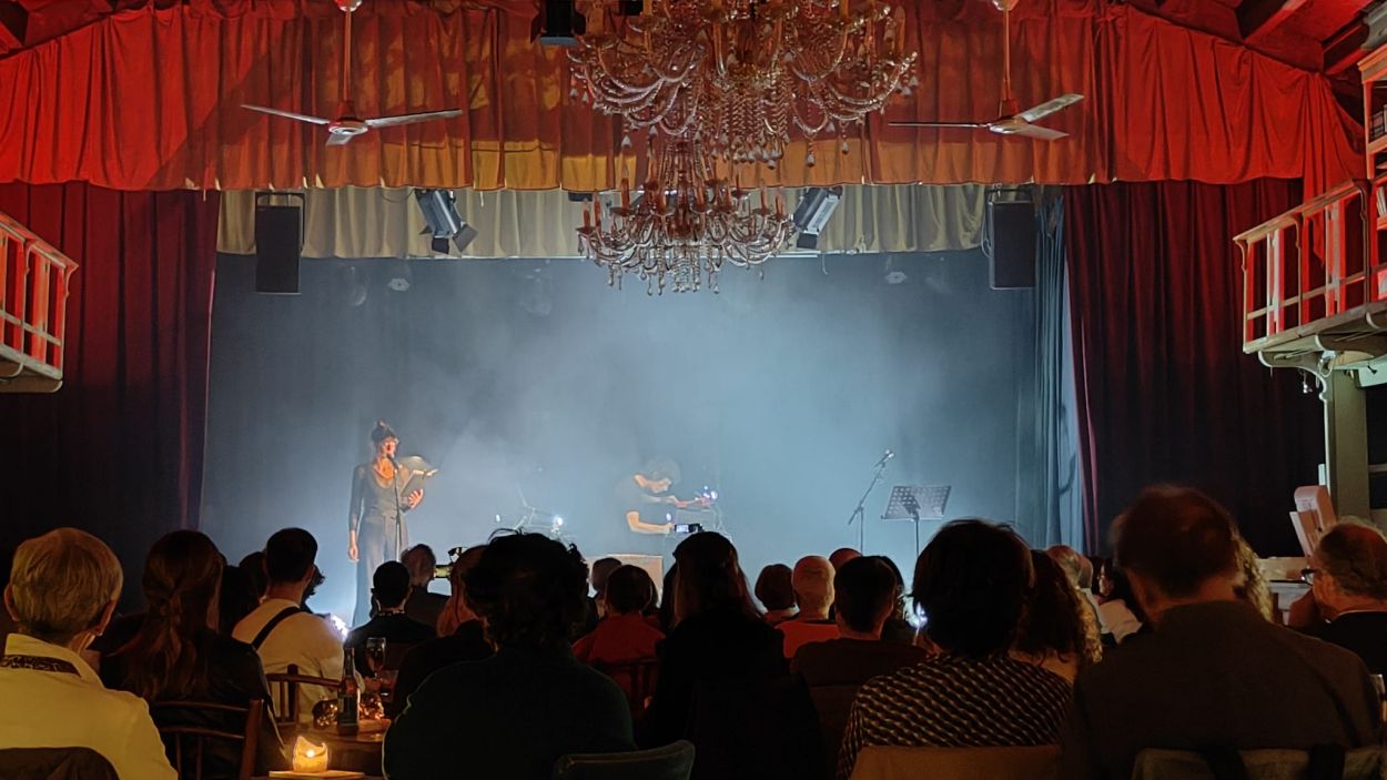 La sala El Siglo acull la cloenda de la 24a edici del Festival Nacional de Poesia a Sant Cugat / Foto: Cugat Mdia