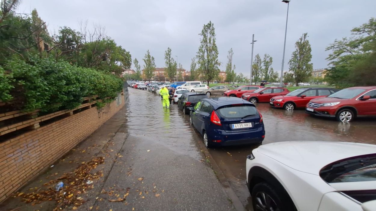 Aix estava el carrer de Sant Juli aquest dimecres al mat / Foto: Ajuntament