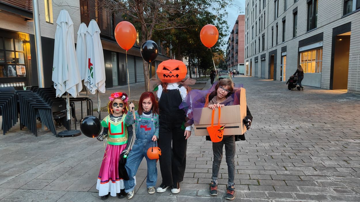 Els infants s'han disfressat per Halloween