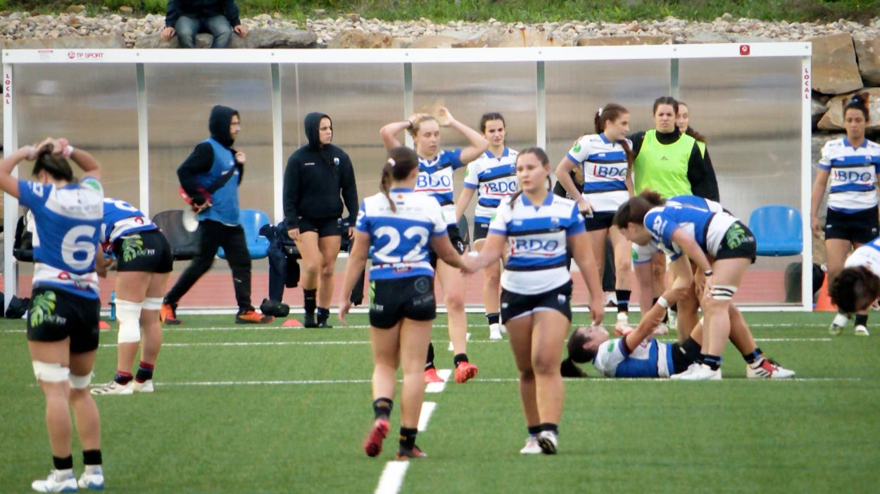 El Rugby Sant Cugat desprs de perdre contra el Cisneros. Foto: Alex Surez (Cugat Mdia)