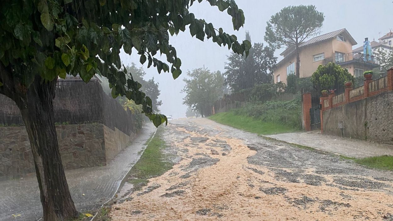 Estat de l'avinguda Baixador amb les pluges de la cua de la dana, el passat 4 de novembre / Foto: Cedida