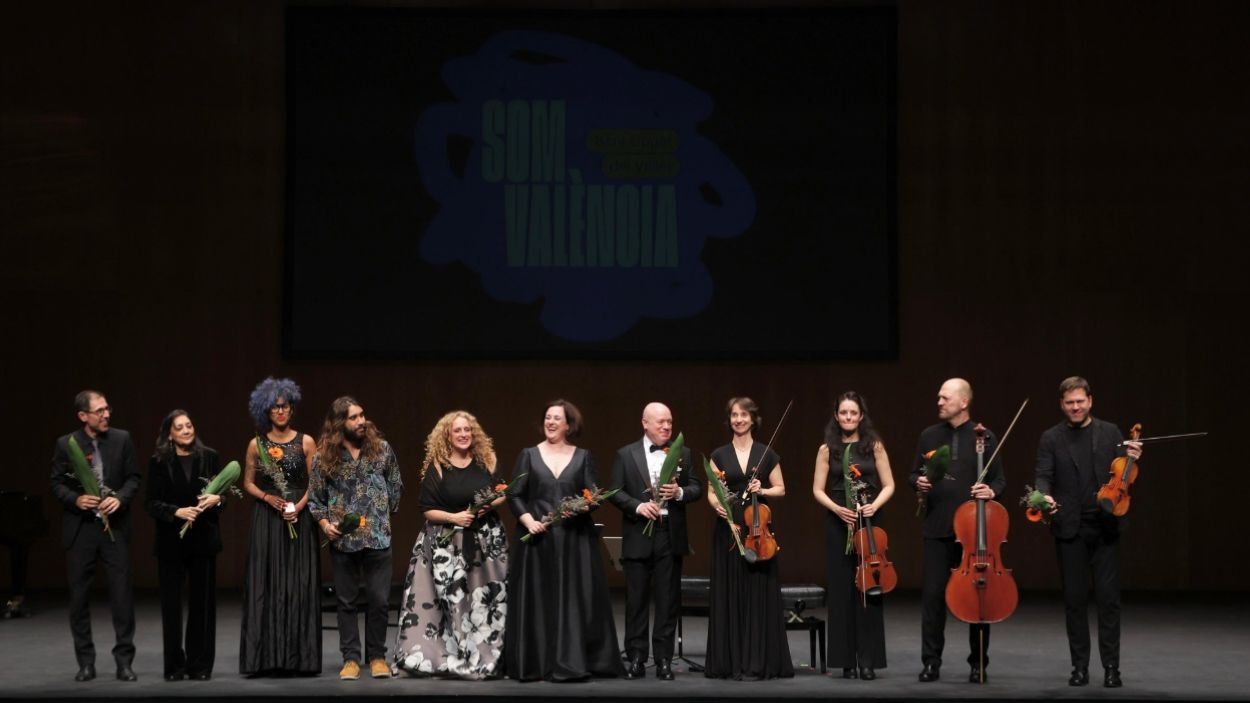 Moment final del concert solidari per la dana / Foto: Teatre-Auditori