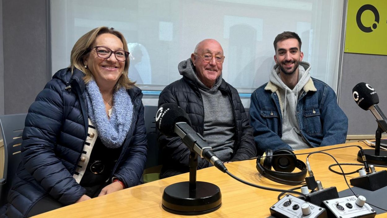 Roser Ezequiel, Robert Sav i Pau Vzquez, a l'estudi Ramon Barnils de Rdio Sant Cugat / Foto: Cugat Mdia