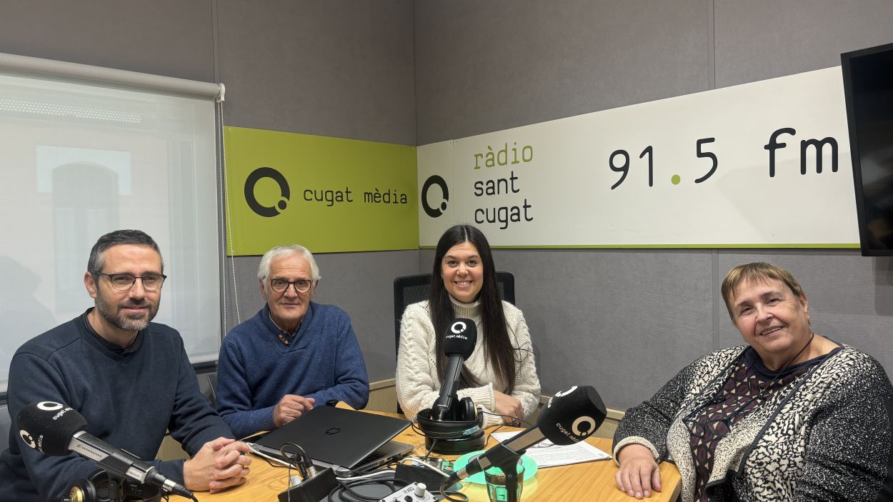 D'esquerra a dreta: Toni Ramon, Rogeli Pedr, Alba Triad i Dolors Vilarasau a l'estudi Ramon Barnils de Rdio Sant Cugat / Foto: Cugat Mdia