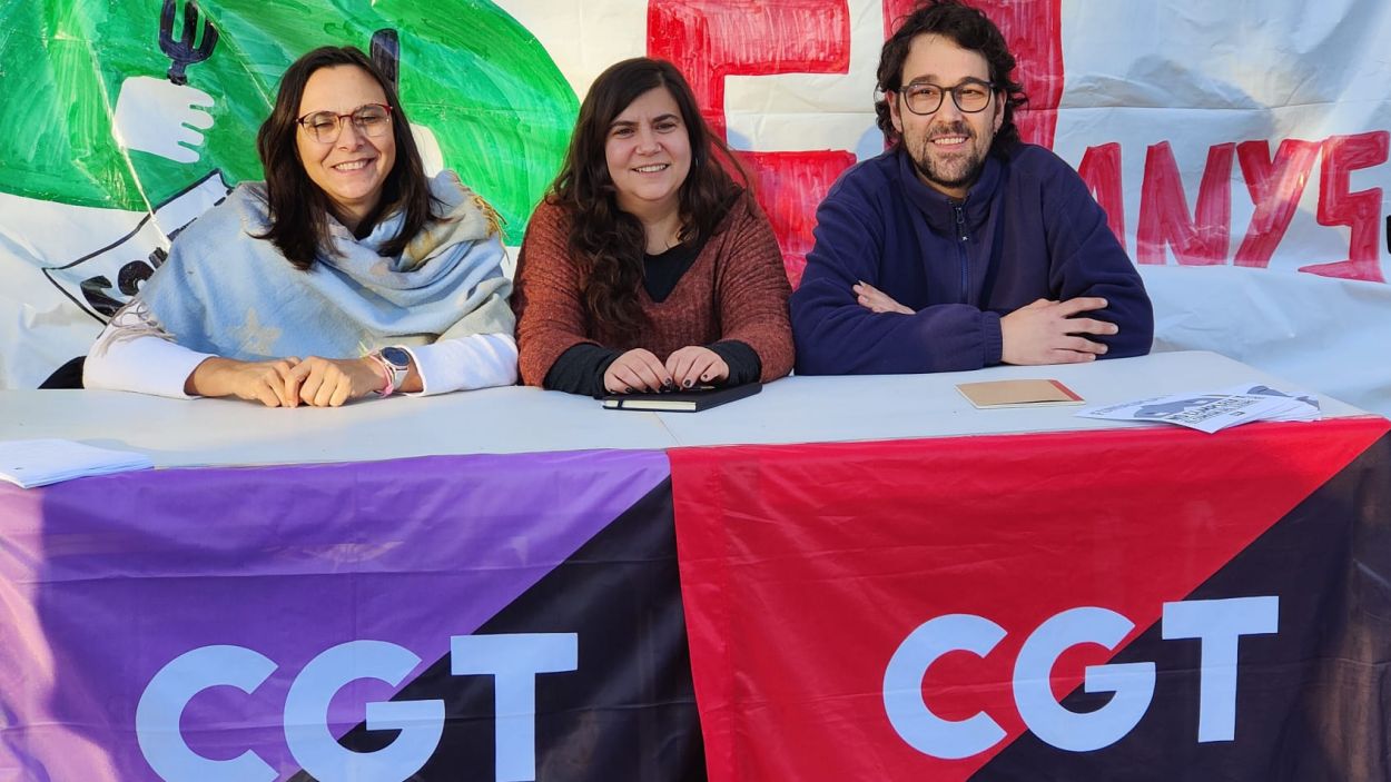 Roda de premsa de la CGT en motiu de la vaga a l'Institut-Escola Catalunya / Foto: Cugat Mdia