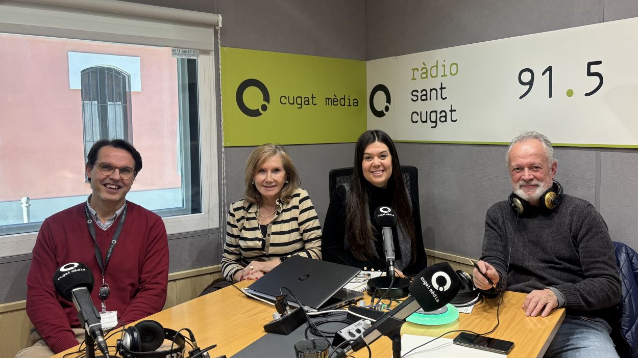 D'esquerra a dreta: Ferran Garcia, Lourdes Dalmau, Alba Triad i Josep Amors a l'estudi Ramon Barnils de Rdio Sant Cugat / Foto: Cugat Mdia