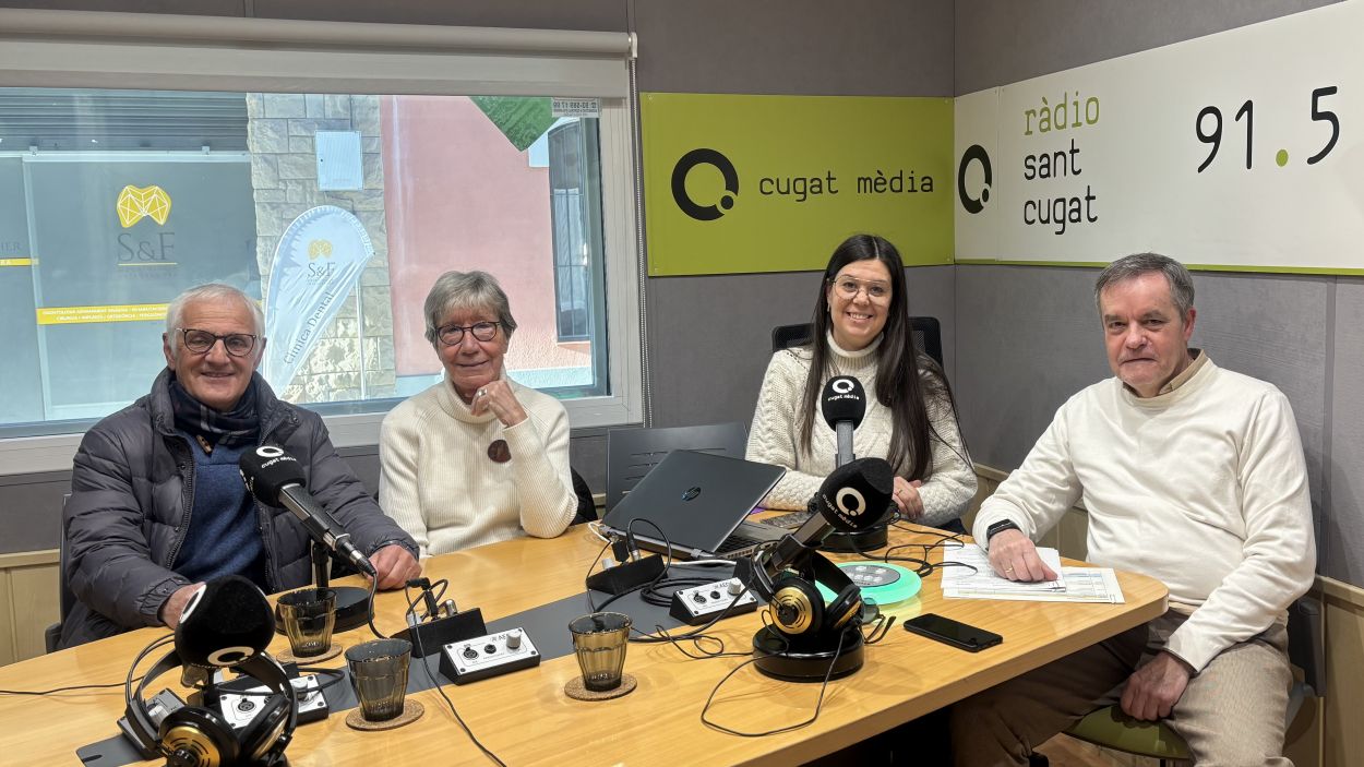 D'esquerra a dreta: Rogeli Pedr, Roser Casamitjana, Alba Triad i Ferran de Juan a l'estudi Ramon Barnils de Rdio Sant Cugat / Foto: Cugat Mdia