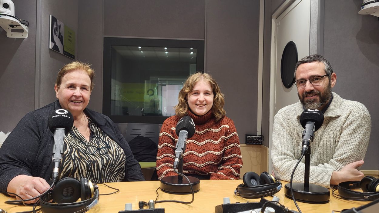 Dolors Vilarasau, Laia Coronado i Toni Ramon a l'estudi Ramon Barnils de Rdio Sant Cugat