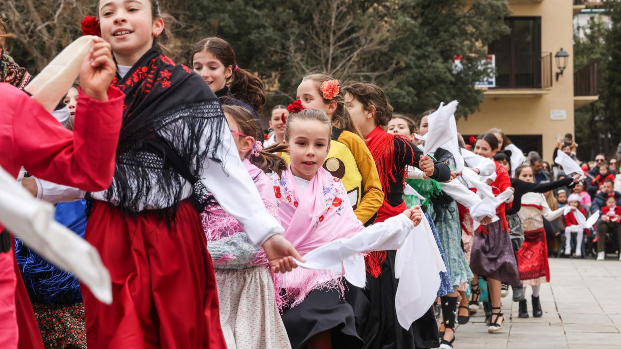 Algunes de les participants del Ball de Gitanetes / Foto: Cugat Mdia (Lali Puig)