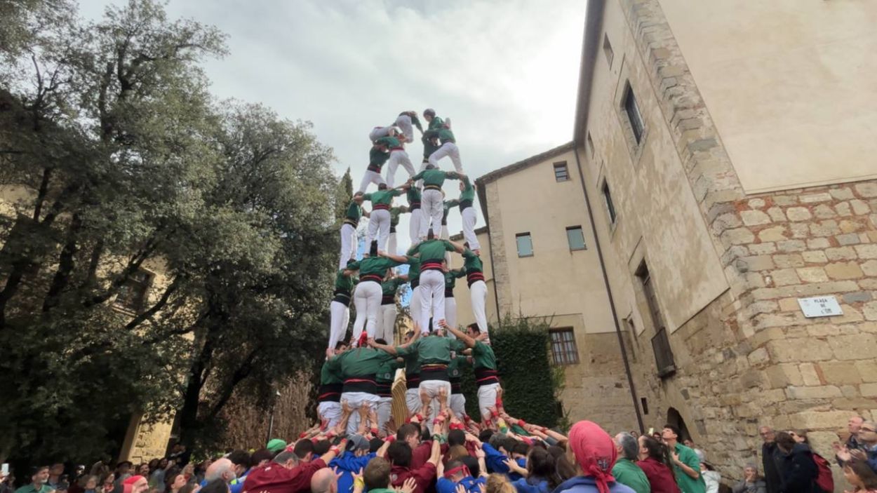 El 7 de 7 descarregat a la plaa de l'Om per la Diada de Sant Medir / Foto: Cugat Mdia