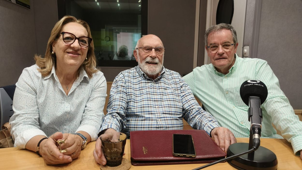 Roser Ezequiel, Eduard Jener i Ferran de Juan a l'estudi Ramon Barnils