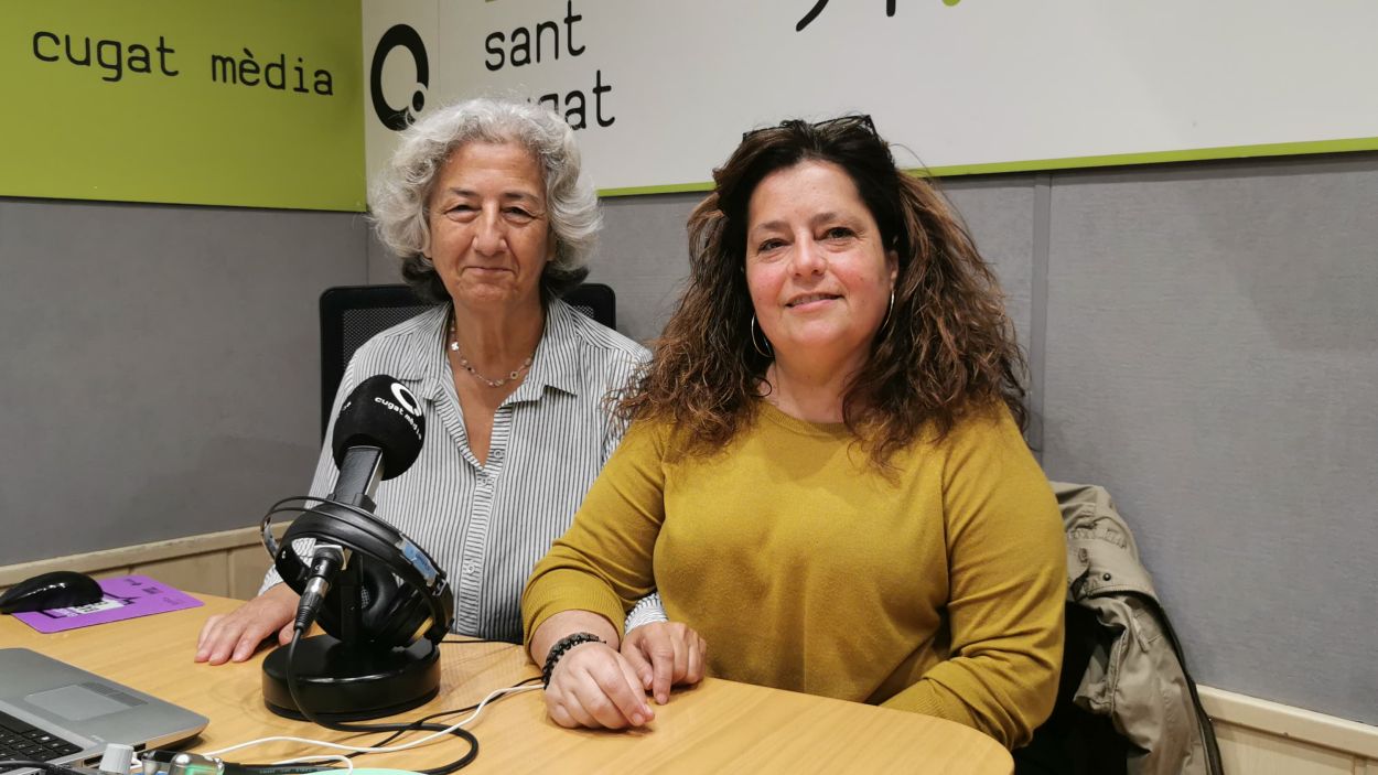 Agustina Alonso i Olga Carrasco, membres de l'entitat, a l'estudi Ramon Barnils Agustina Alonso i Olga Carrasco, membres de l'entitat, a l'estudi Ramon Barnils