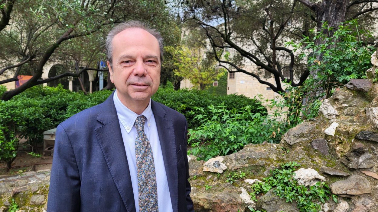 Jordi Esquirol: 'Si no formem prou metges, els hem d'importar, per hem d'integrar-los culturalment i lingsticament'
