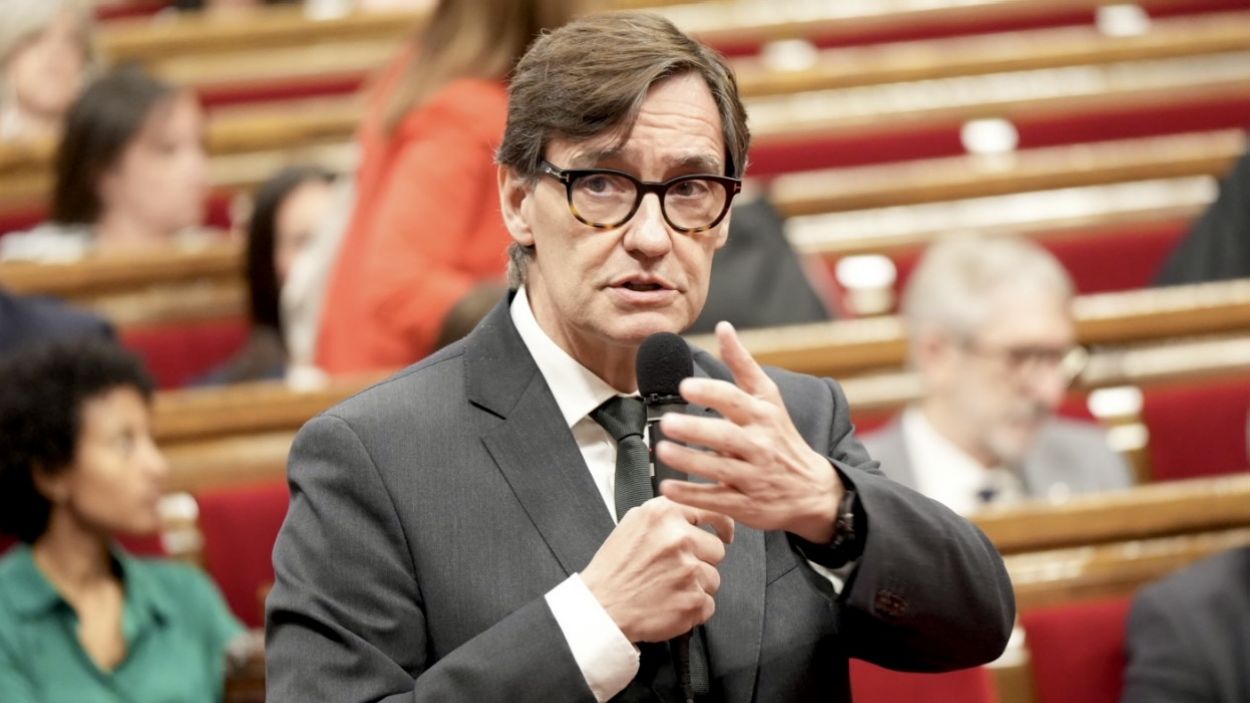El president de la Generalitat, Salvador Illa, durant la seva intervenci en la sessi de control del Parlament / Foto: ACN (Nico Toms)