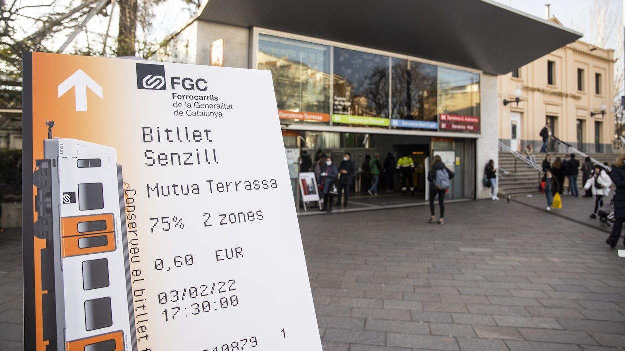 Un dels bitllets amb descomptes per a pensionistes d'FGC / Foto: Premsa Ajuntament