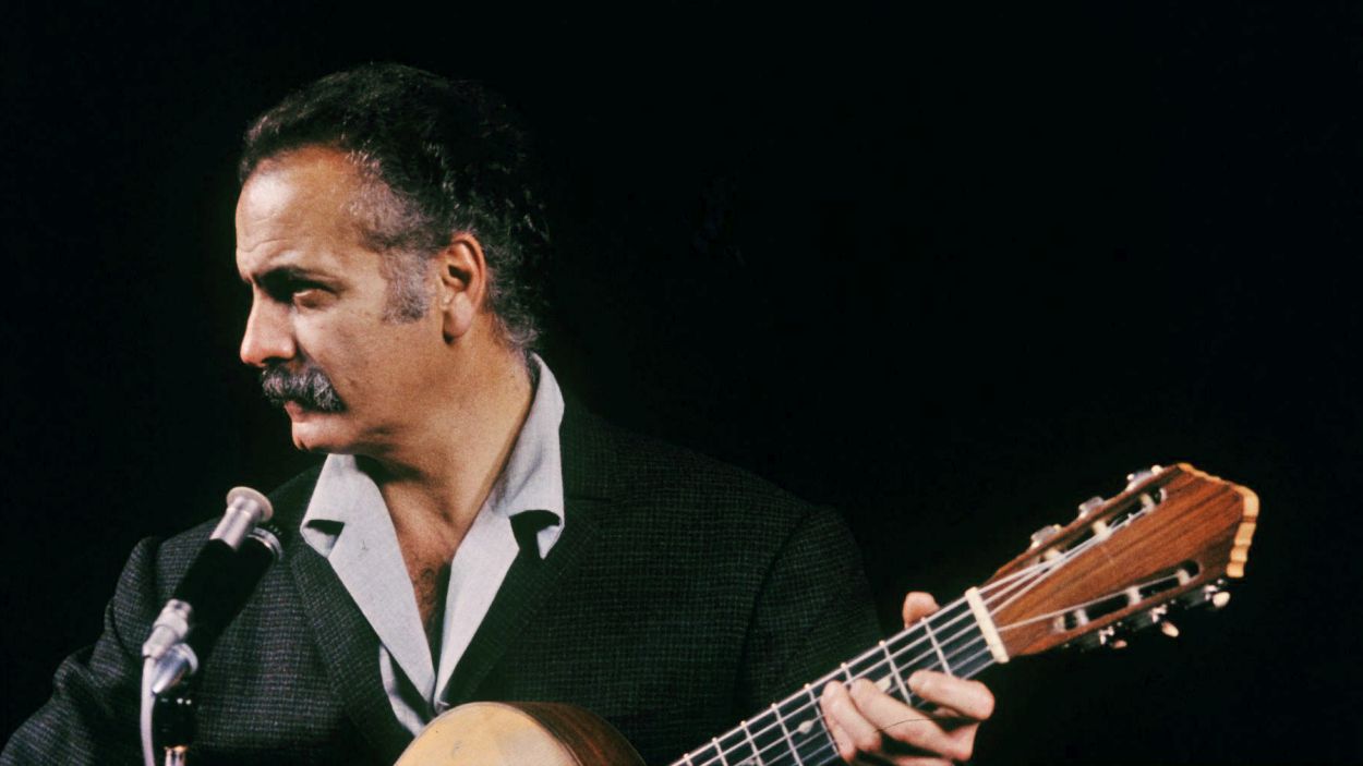 El 'Cinema a la Xarxa' ret homenatge a Georges Brassens, un dels grans cantants de l'poca daurada de la can francesa