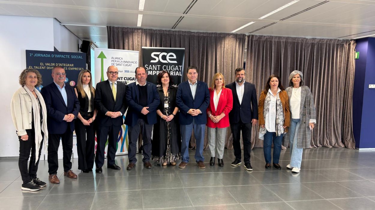 Foto de famlia de l'organitzaci de la Jornada