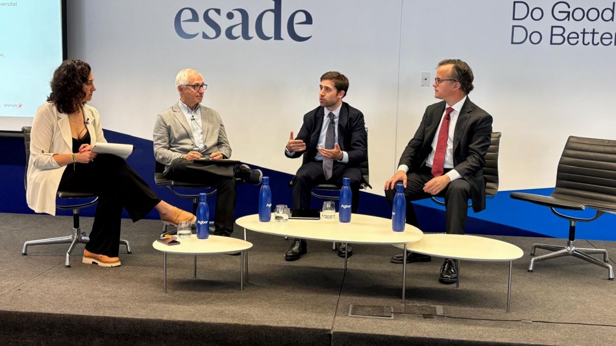 Primera taula rodona de la Jornada d'Imacte Social
