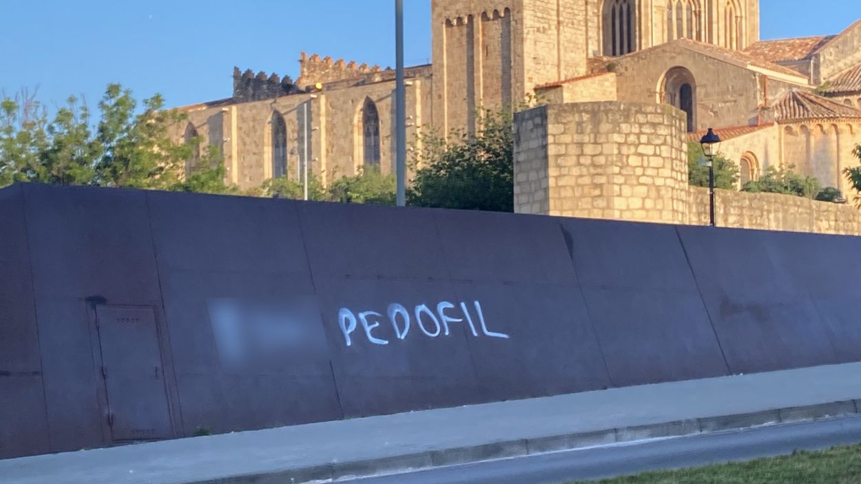 Una de les pintades aparegudes aquest dimecres / Foto: Cugat Mdia