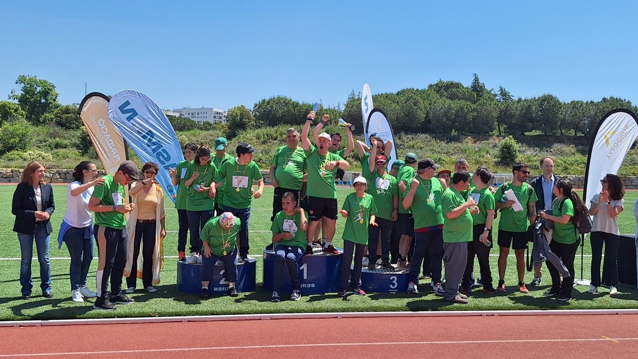 Alguns dels esportistes que han participat al StQlmpics / Foto: Ajuntament de Sant Cugat