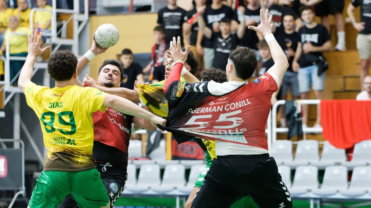L'Handbol Sant Cugat ha empatat amb el Cajasur / Foto: Handbol Sant Cugat