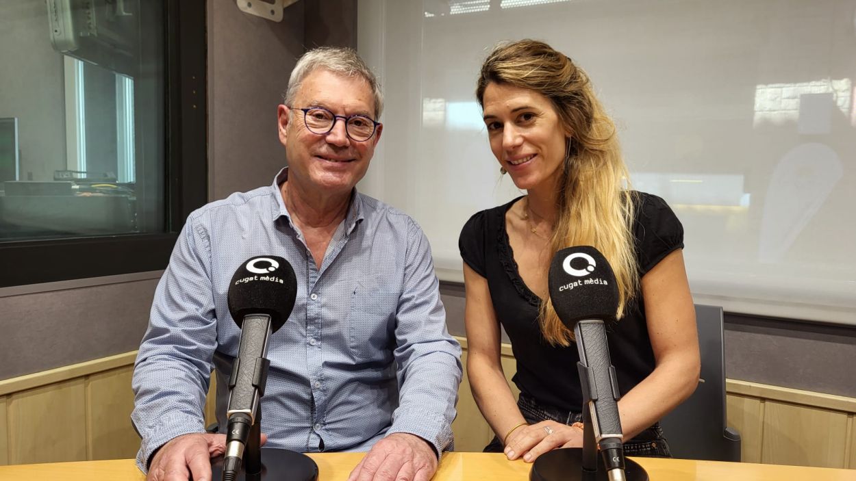 Ramon Grau i Laura Grau a l'estudi Ramon Barnils de Ràdio Sant Cugat Ramon Grau i Laura Grau a l'estudi Ramon Barnils de Ràdio Sant Cugat