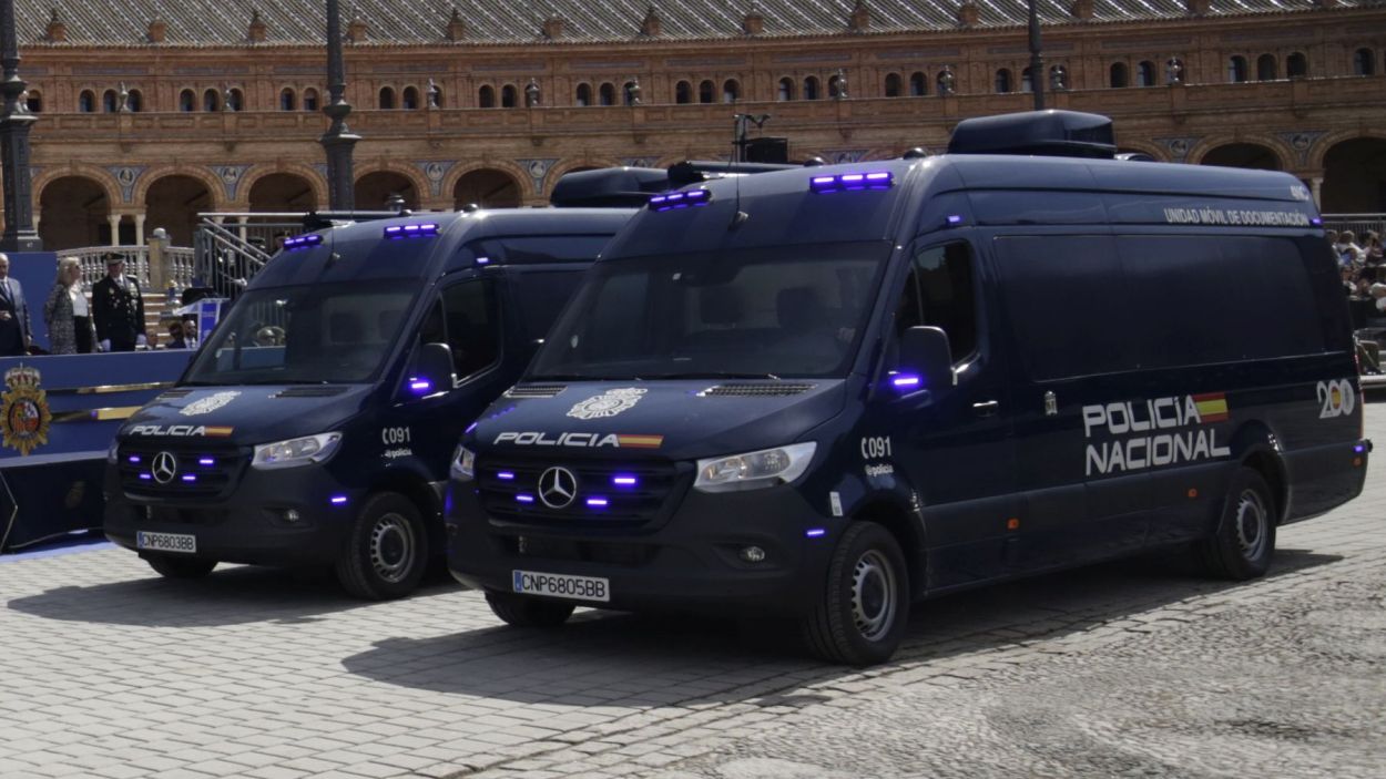 Sant Cugat podria disposar d'unitat mbil per expedir i renovar el DNI