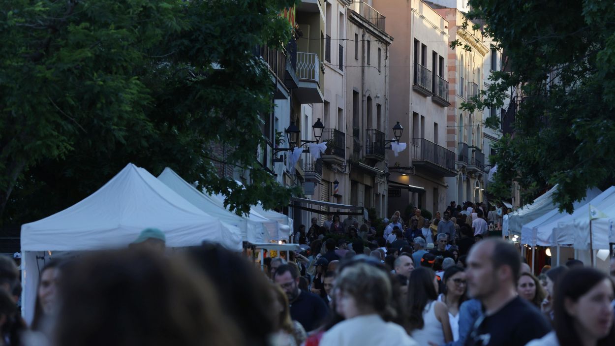 Imatge de la plaa d'Octavi i el carrer Major durant la Nit en Blanc / Foto: Cugat Mdia (Joel Codina)