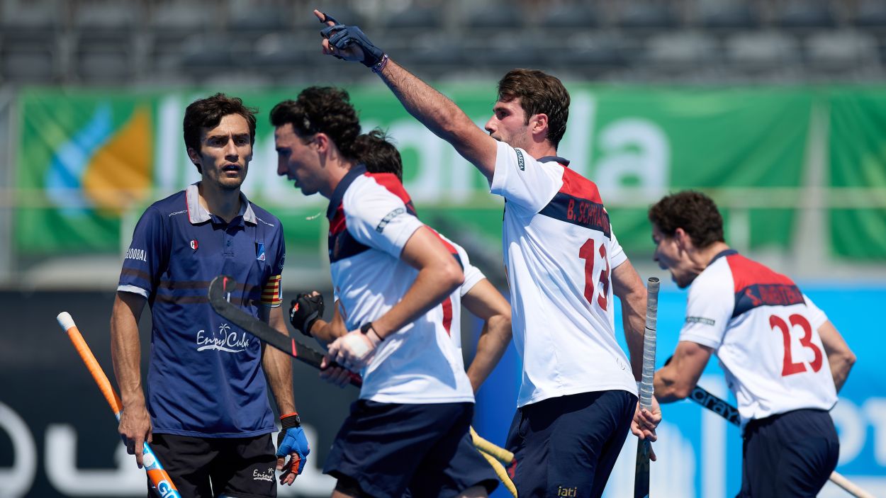 Un moment del partit entre el Junior i el Polo / Foto: RFEH
