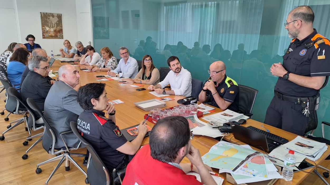 Reunió del Cecopal a l'Ajuntament durant el simulacre Reunió del Cecopal a l'Ajuntament durant el simulacre