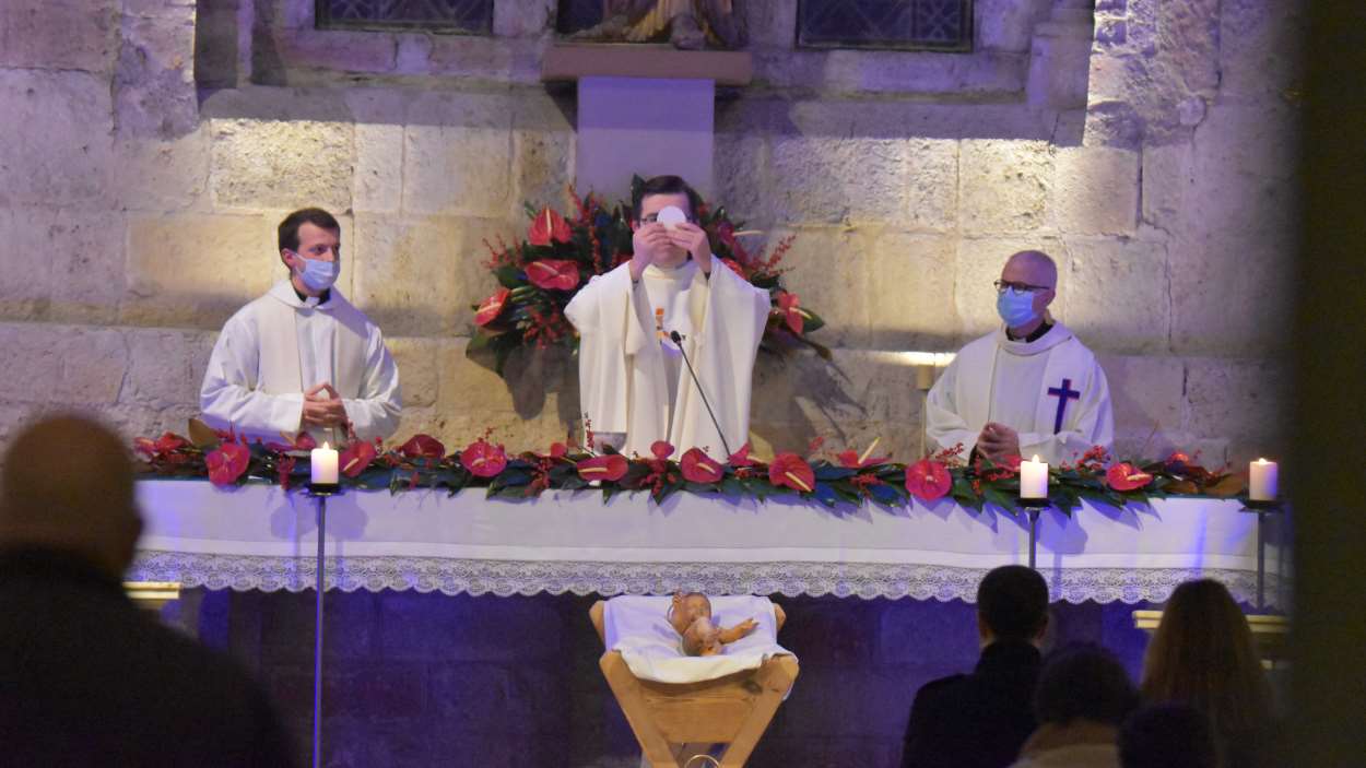 Nadal: Misses: Sant Esteve i solemnitat de la Sagrada Família [matí i tarda]