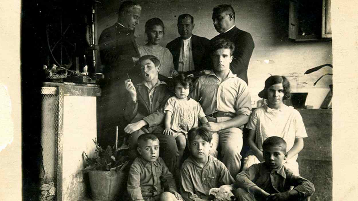 Documental: 'Família Cabanas-Alibau, cent anys a Sant Cugat'