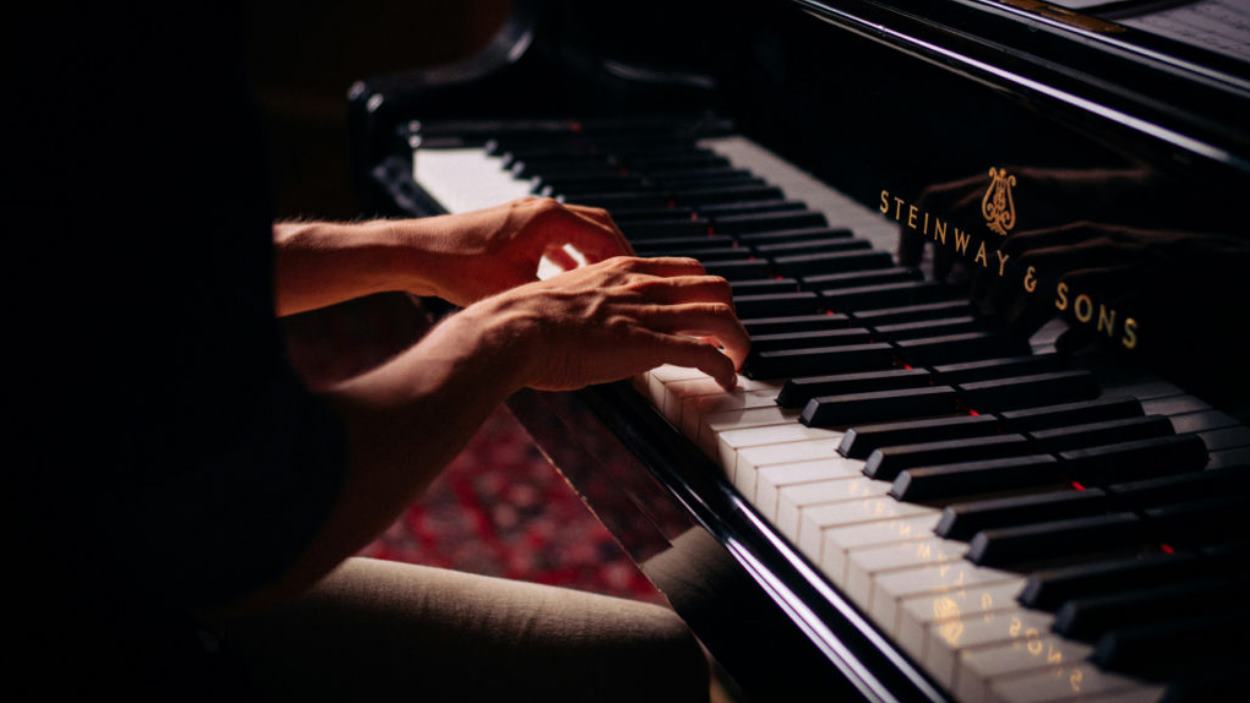 Concert del pianista Ezequiel Rodulfo de compositors veneolans