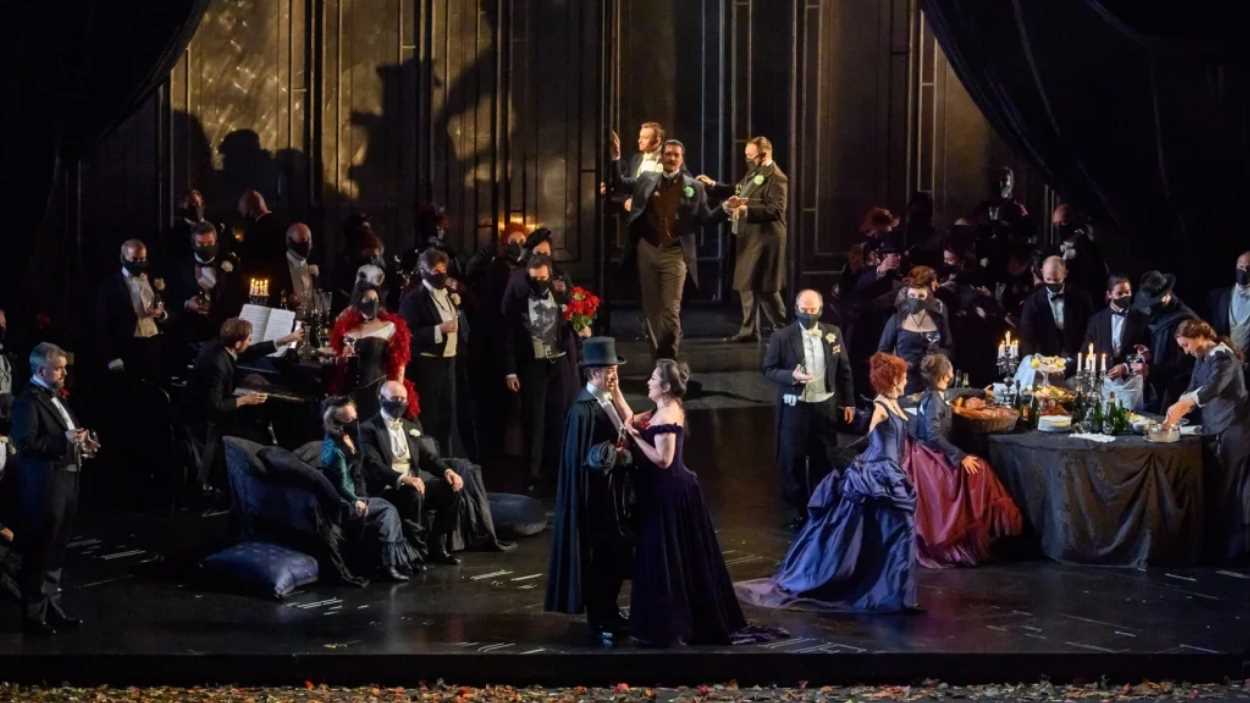 pera entre copes: 'La Traviata', de Giuseppe Verdi