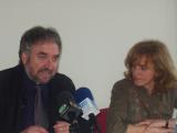 El director de la mostra, Josep Canals i la tinent d'alcalde, ngels Sol.