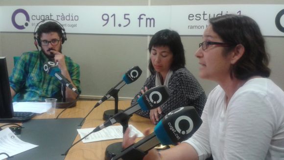 Sergio Morales amb Carola Calventus i Montse Gonzlez a l'estudi Ramon Barnils