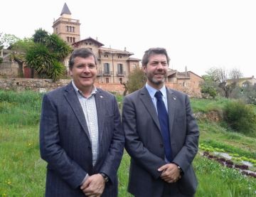 Josep Puig i Pere Casajoana han presentat l'acord a Can Monmany
