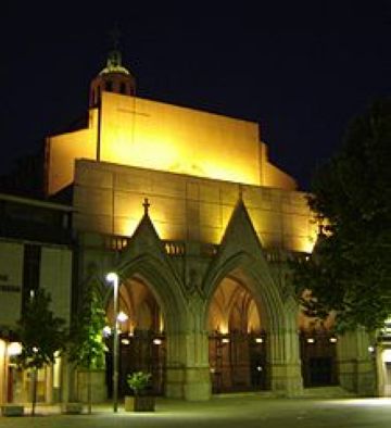 Catedral del Sant Esperit, a la plaa Vella de Terrassa / foto: viquipdia