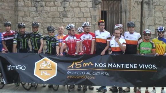 Una 15a de ciclistes han acompanyat a lex Lpez en la seva primera etapa
