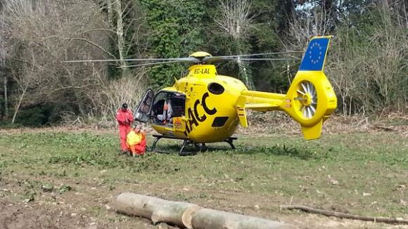 L'helicpter ha evacuat el ferit en estat greu / Foto: ADF