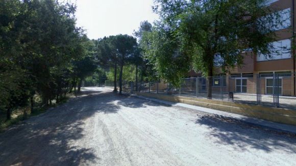 El cam de Can Pagan passa per davant de l'escola La Floresta / Font: Google Maps