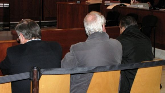 Enric Roig i Antoni Herce, moments abans de comenar el judici. / Font: ACN