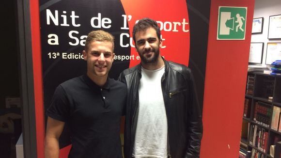 D'esquerra a dreta, Ferran Roca i Lucas Palma han visitat el programa 'Esport en Marxa'