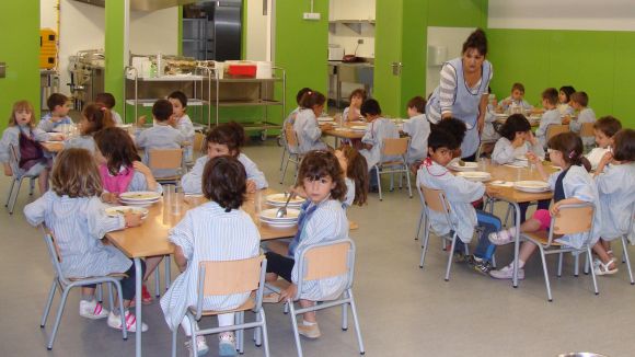 La FaPac epxlicar com pot afectar el nou decret de menjador a les escoles / Foto: Ajuntament