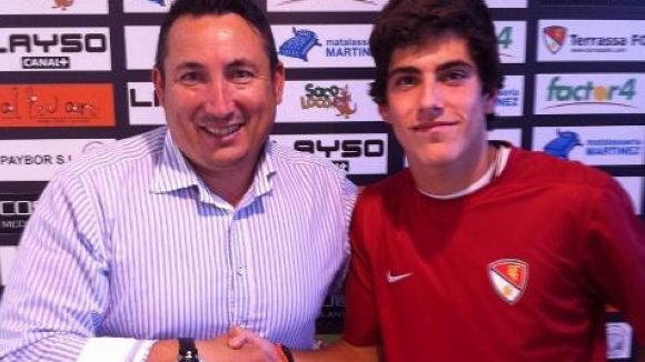 Bracons, presentat com a nou jugador del Terrassa / Font: Terrassa FC