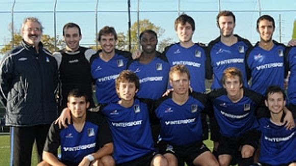 Roger Soler, a la fila de dalt el segon per la dreta, amb la samarreta del Junior la temporada passada /  Font: Junior FC