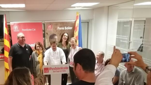 Pere Soler agraint els resultats dels socialistes