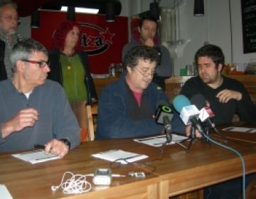 El grup ha exposat les seves raons a la seu del Casal Popular la Guitza