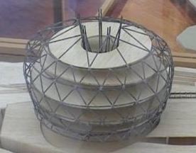 Detall de la maqueta del projecte, on destaca la part central en forma de globus aerosttic